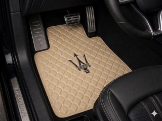 Autofußmatten Passend für Maserati Quattroporte – Maßgeschneiderte Velours & Kunstleder Automatten Set 4-teilig