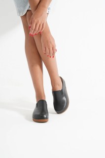 DOGİYE 3201 Anatomische Hausschuhe Schwarz Glänzend – Sek Komfort Pantoletten, Ergonomische & Rutschfeste Hausschuhe für Damen, Leicht und Bequem für Zuhause, Garten & Alltag