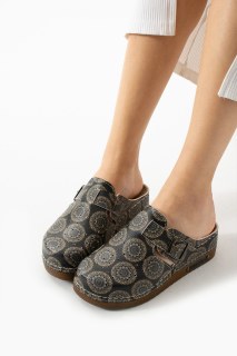 DOGİYE 3078 Anatomische Pantoletten mit Ethno-Muster – Damen Hausschuhe mit Lochdesign, 5 cm Absatz, Rutschfeste EVA Sohle, Bequeme Komfortpantoletten